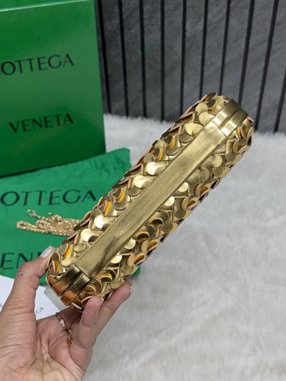 Bottega_Veneta_Gold_67_Knot_Leather_Clutch_With_OriginalBox_DustCover_Highend