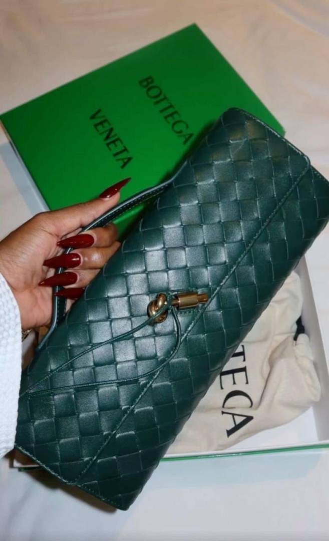 Bottega Veneta Green Andiamo Long Clutch Bag With Original Box Dust Cover & LongSlingBelt