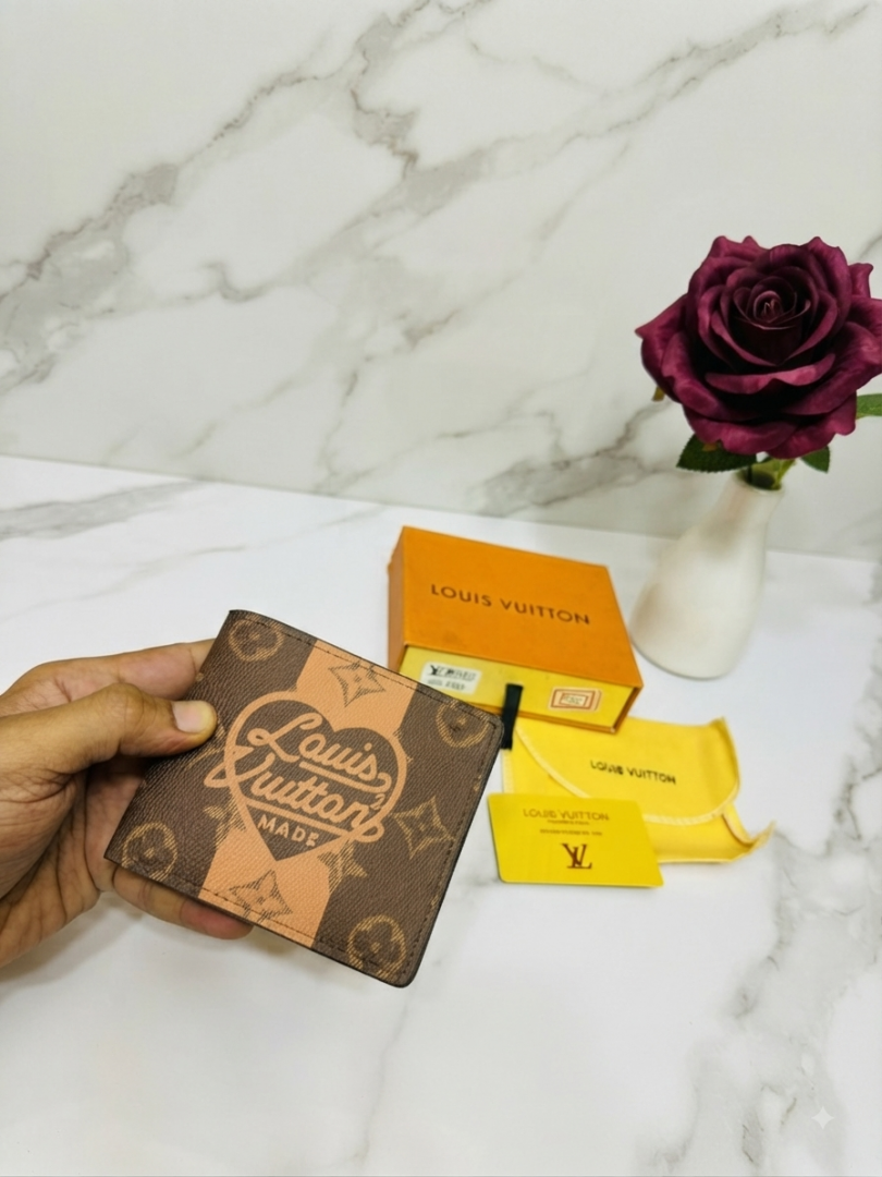 101 LV LOUIIS VUITTON PREMIUM QUALITY WALLET