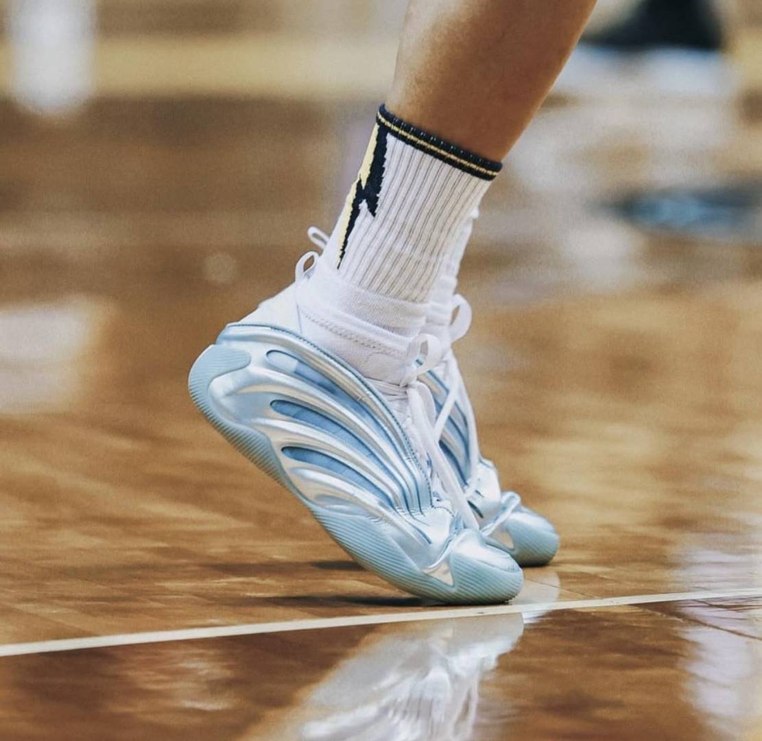 ADIDDAS HARDEN VOLUME 9 GLOW BLUE