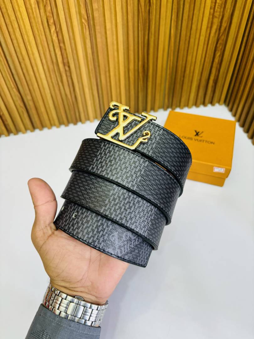 40 LV LOIUS VUTTON PREMIUM QUALITY BELT