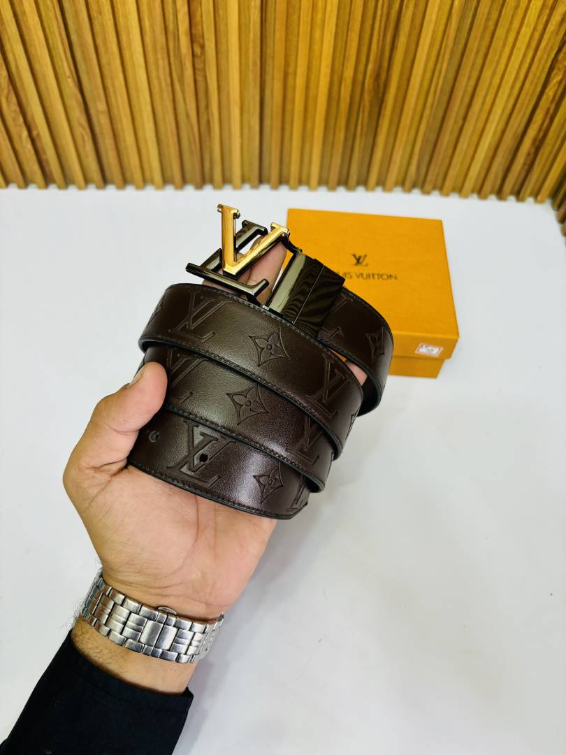 10 LV LOIUS VUTTON PREMIUM QUALITY REVERSIBLE BELT