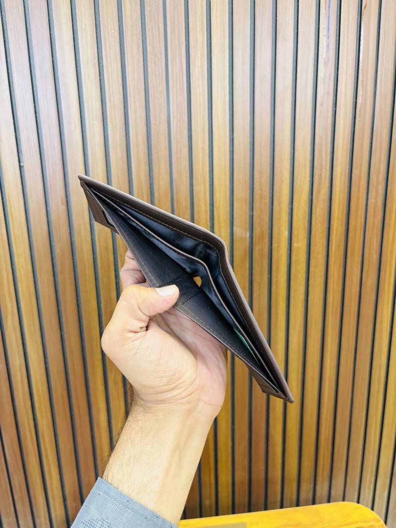 118 BURBERY PREMIUM QUALITY WALLET