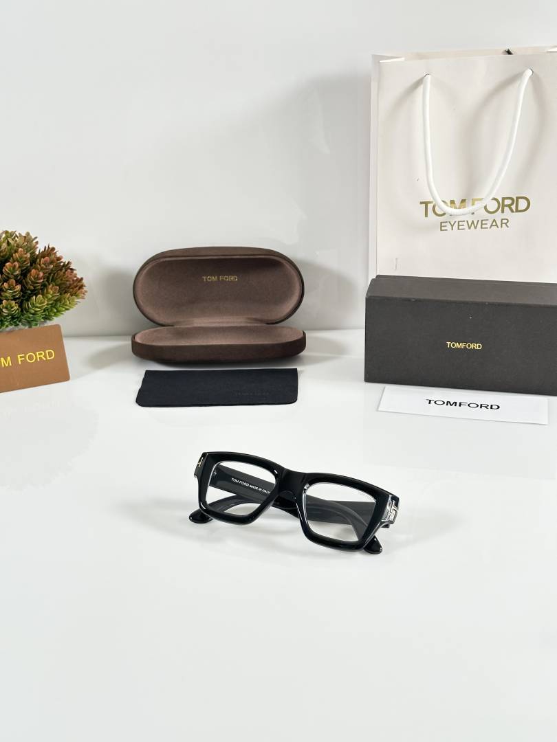Tomfor 184 Black Frame