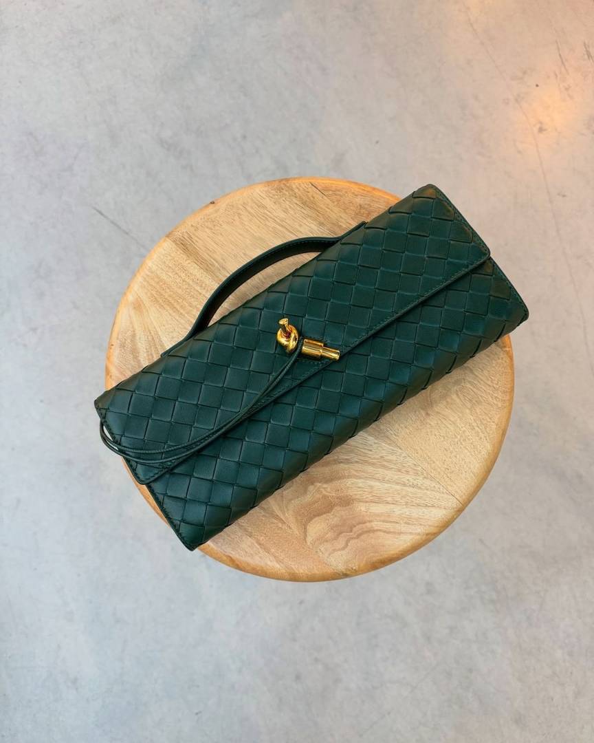 Bottega Veneta Green Andiamo Long Clutch Bag With Original Box Dust Cover & LongSlingBelt