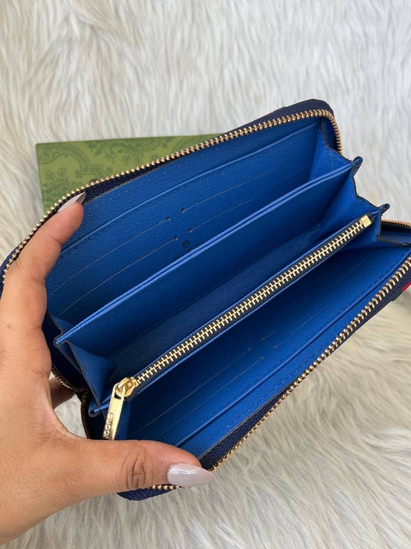 Guchi_152_Zippy_LongWallet_With_OriginalBox