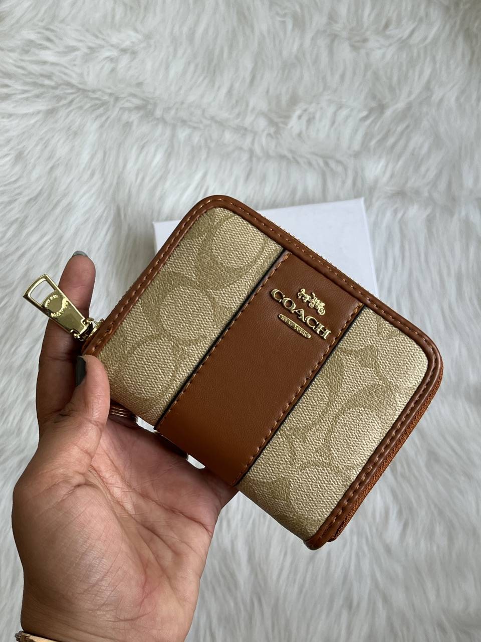 Coacch 111 Wheat Mini Wallet With Original Box