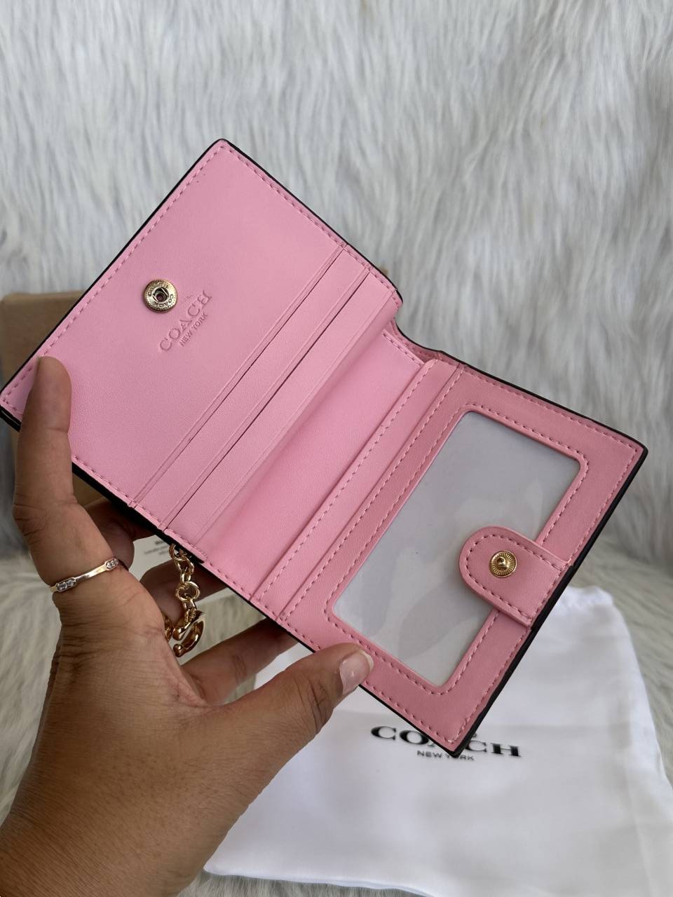 Coach_Snap_Wallet_Pink_Edition_Coded_With_OriginalBox_DustCover_Tags
