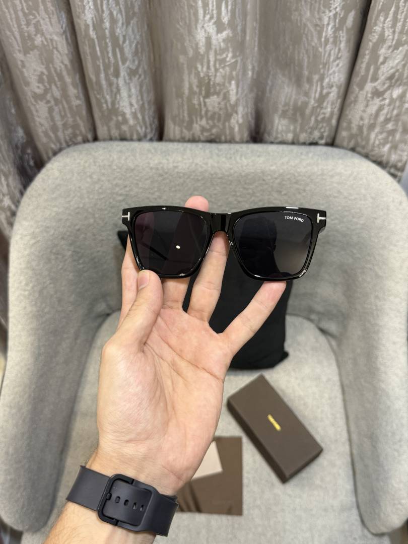Tom forr Glossy Model 395 Premium sunglass