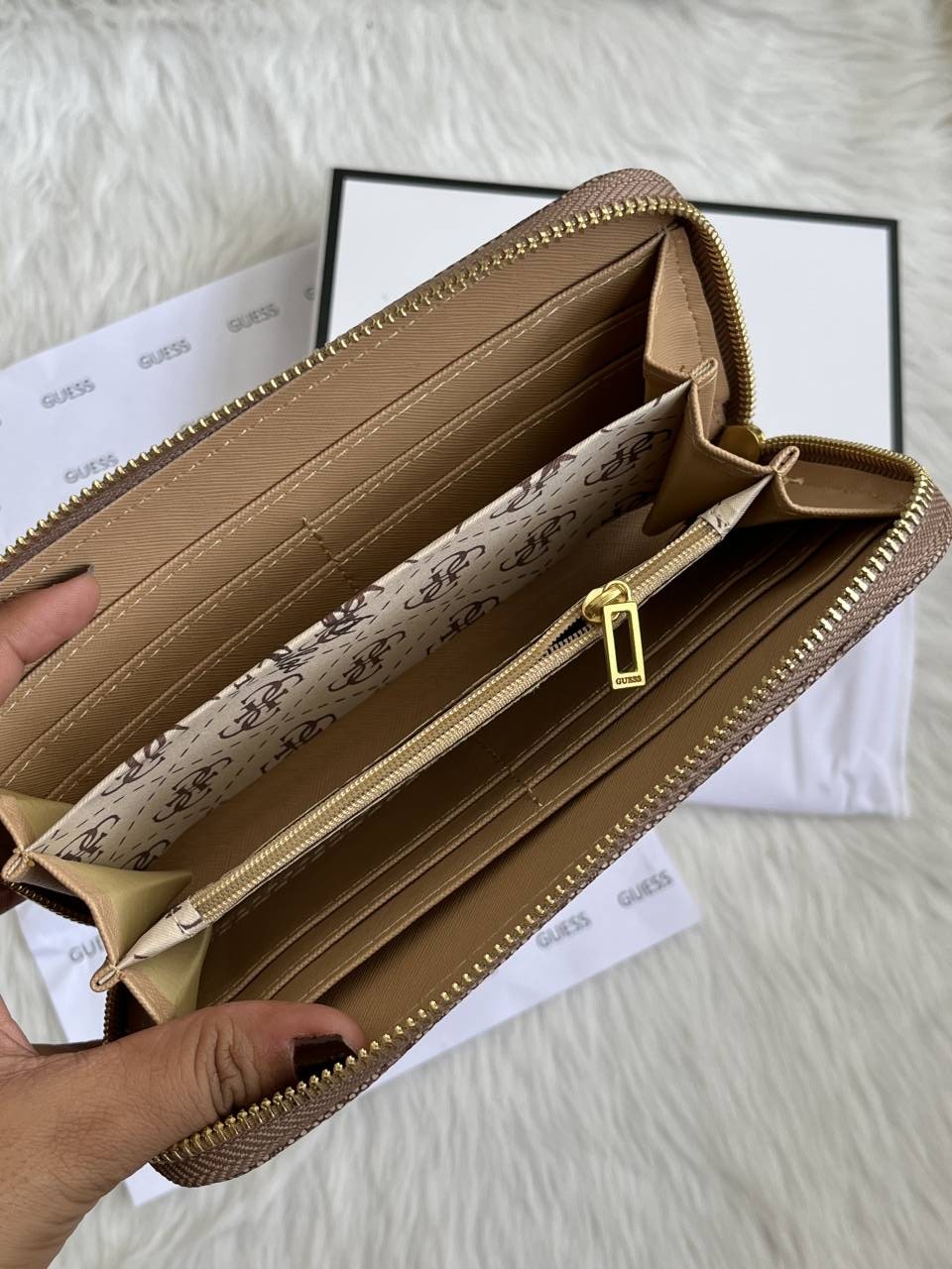 Guess 006 Light Apricot Long Wallet With Original Box DustCover Card Packaging
