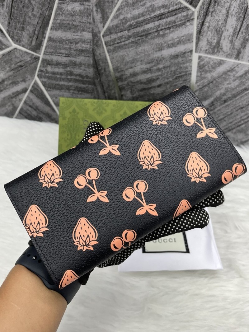 Guchi_GG_Textured_Dollar_Berry_Print_Leather_Wallet_With_OriginalBox_DustCover