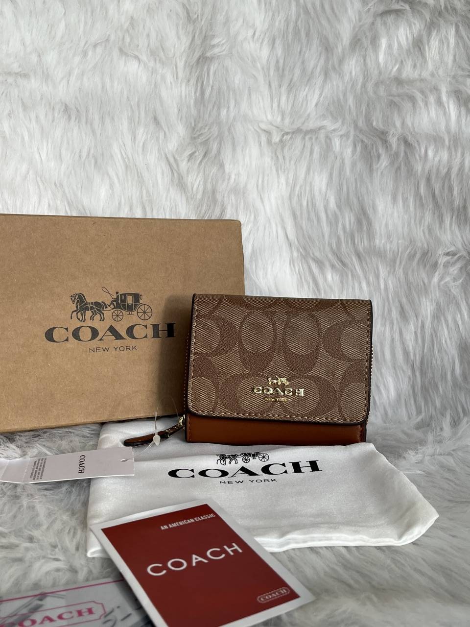 Coatch_1-6_Premium_3-Fold_Wallet_With_OriginalBox_DustCover_Highend_Coded