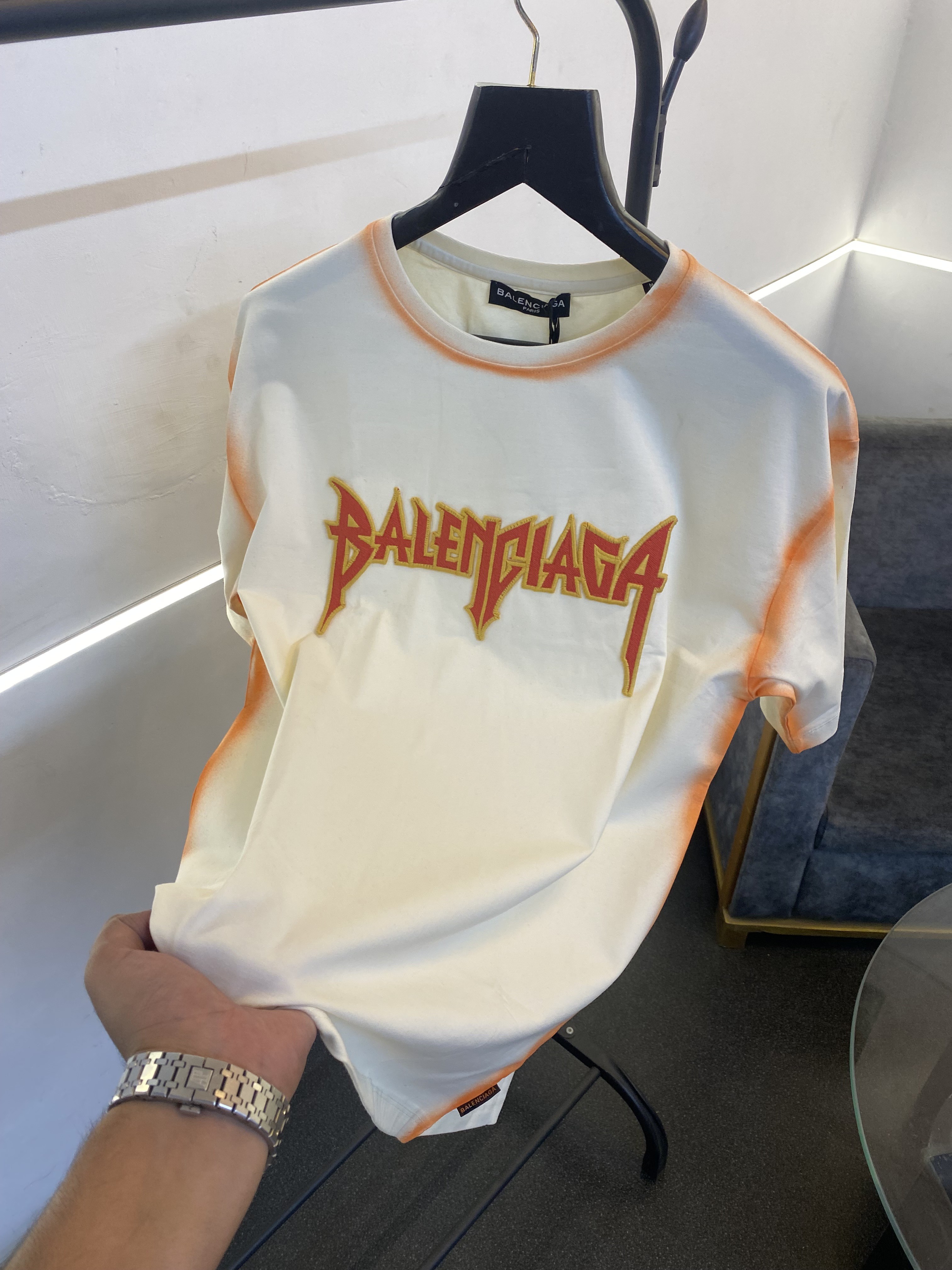 Balenciag a over size spray print with embroidery logo imported tshirt cream