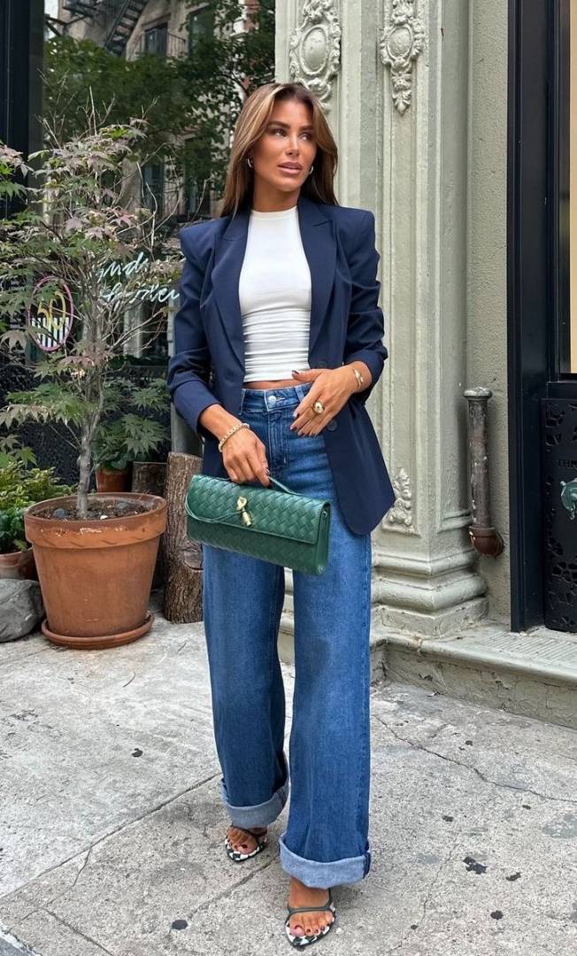 Bottega Veneta Green Andiamo Long Clutch Bag With Original Box Dust Cover & LongSlingBelt