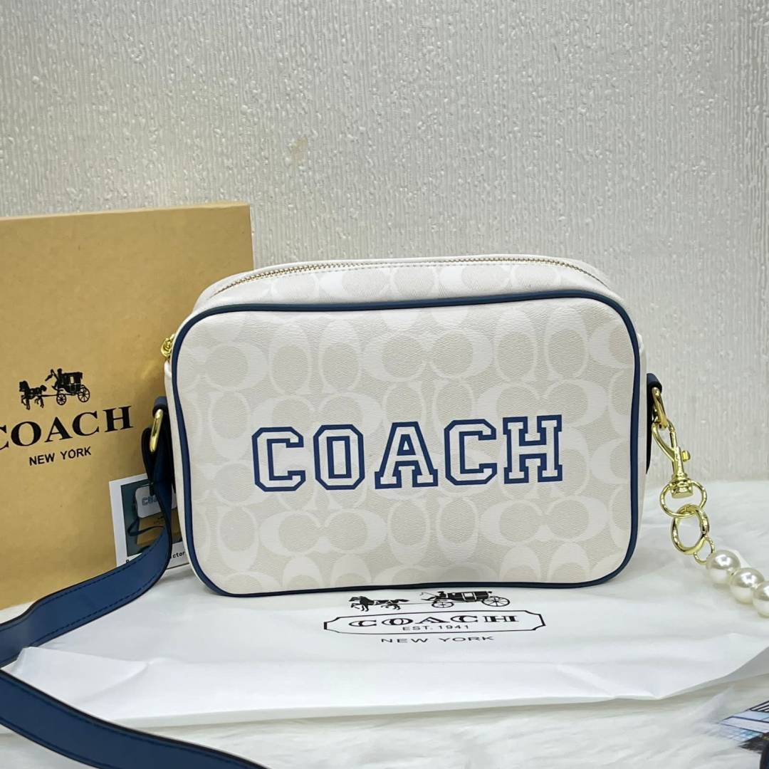 Coacch Camera On Sale No Return White Mono With Box