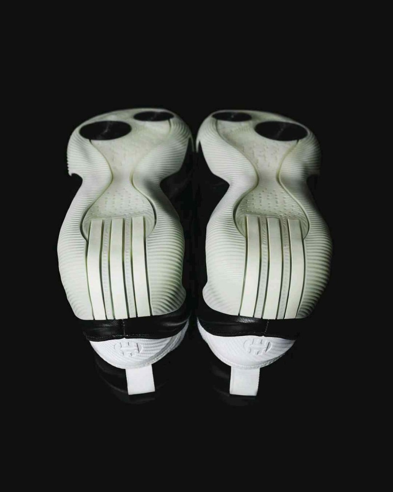 Adiddas Harden Volume 9 Warm Vanilla  174