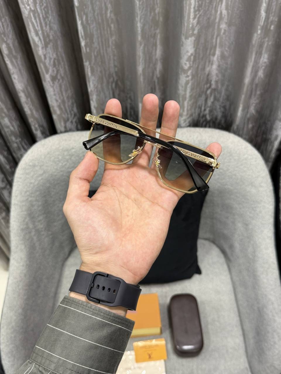 Loius Vutton 22255 Premium sunglass