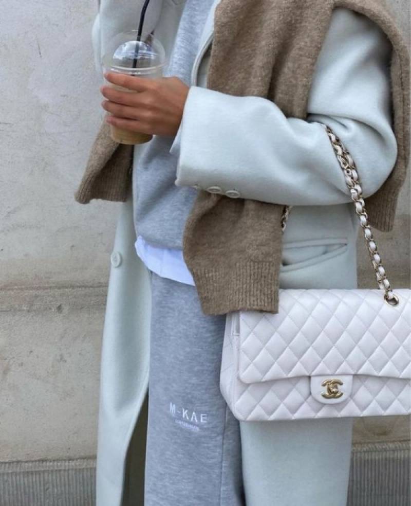 Channel Classic Jumbo Flap Shoulder Bag With Dust Bag (White - 114)
