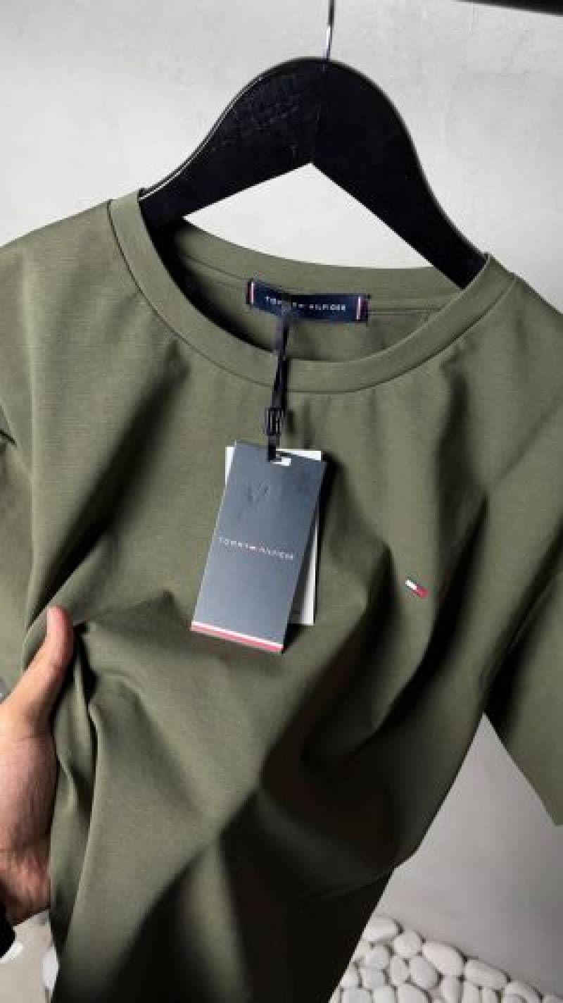 Tomm_ Hilfige_r Premium Round Neck T-Shirt with OG Box Packaging 1573 Sale VS1000