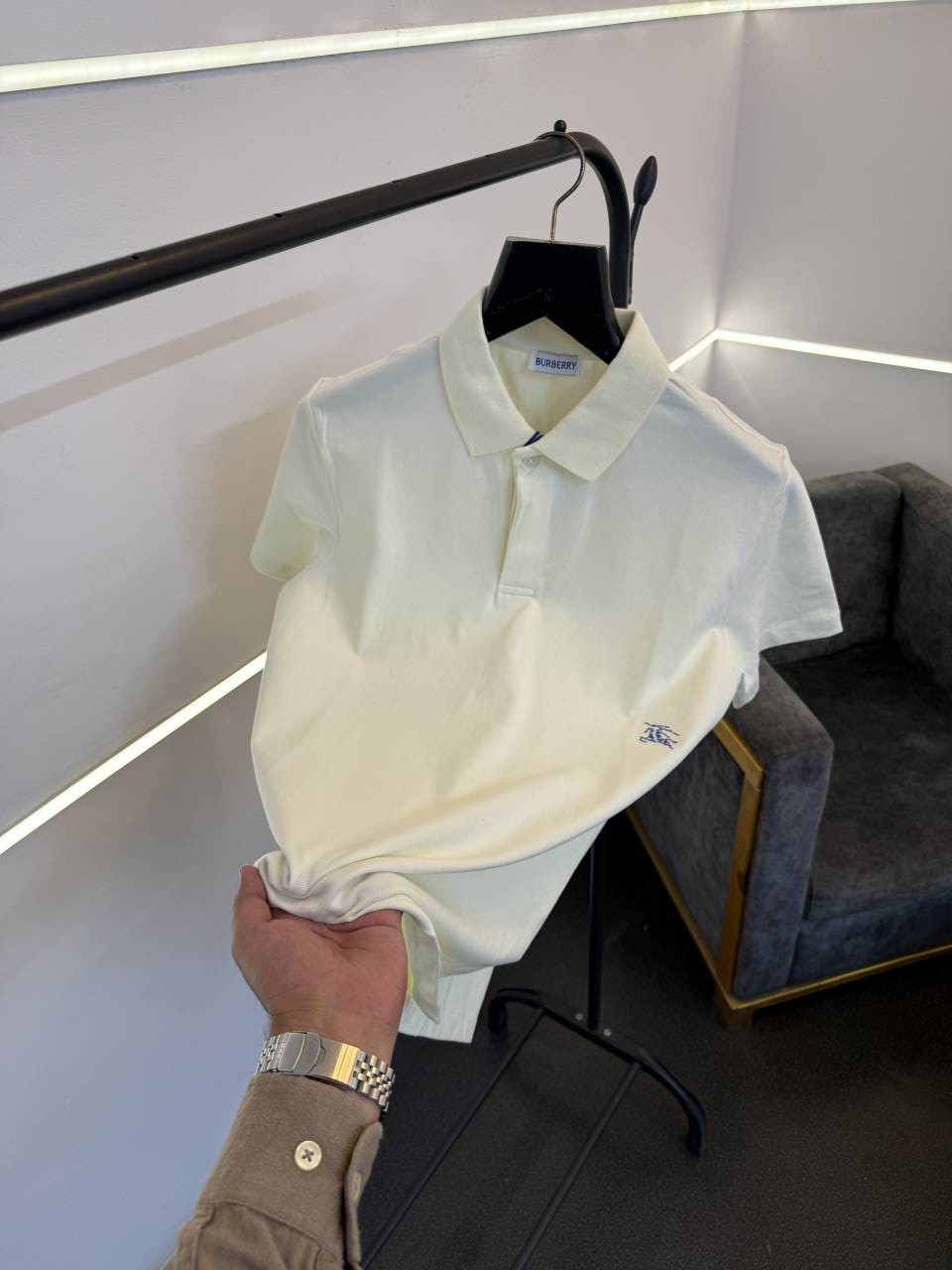 Burbery imported polo tshirt cream