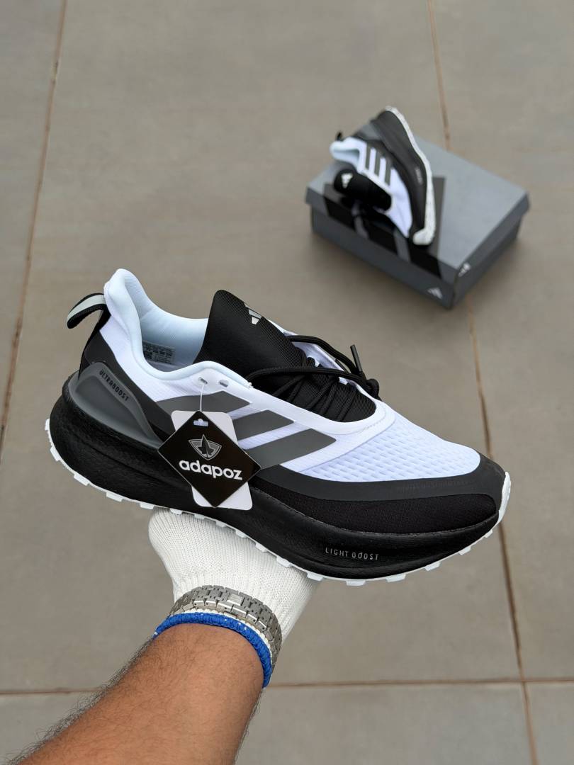 Adiddas Ultraboost 5 TR White Black