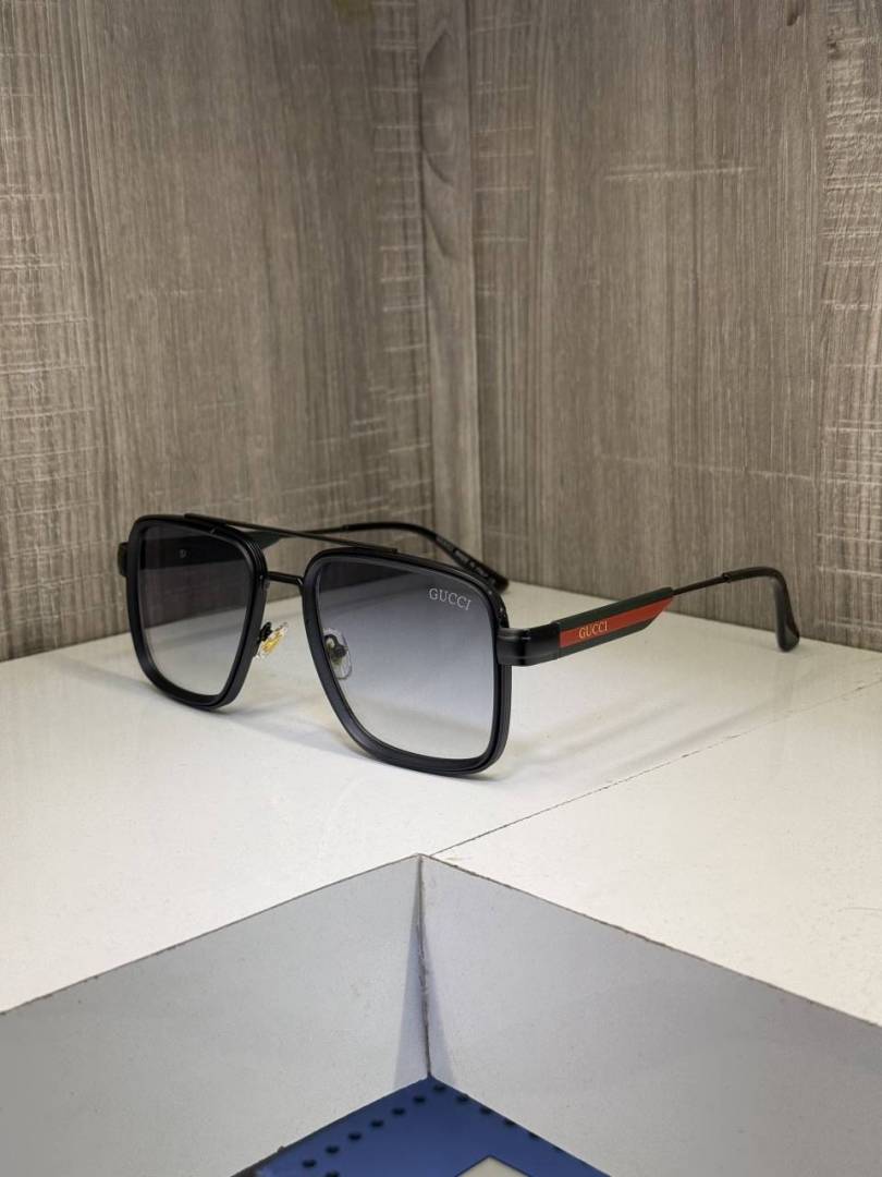 Gucc 964 Black Sunglass