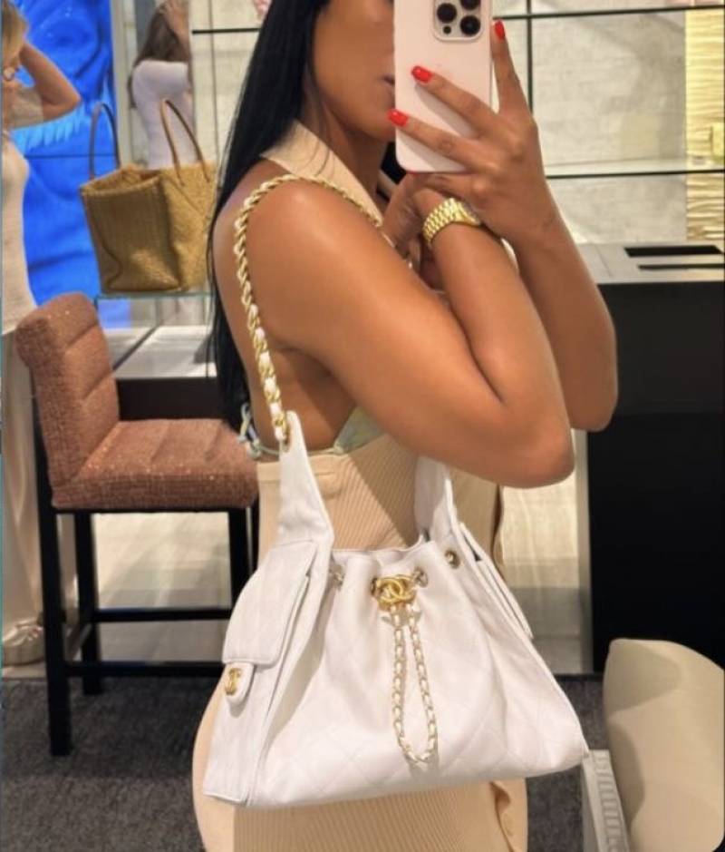 Chaneel_CB_25_White_Medium_Shoulderbag_With_OriginalBox_CarryBag_DustCover