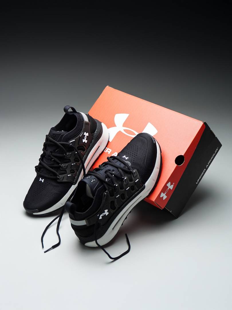 Underr Armour Hovr Phantom X Black White