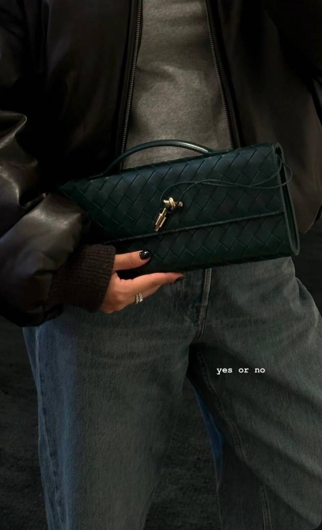 Bottega Veneta Green Andiamo Long Clutch Bag With Original Box Dust Cover & LongSlingBelt