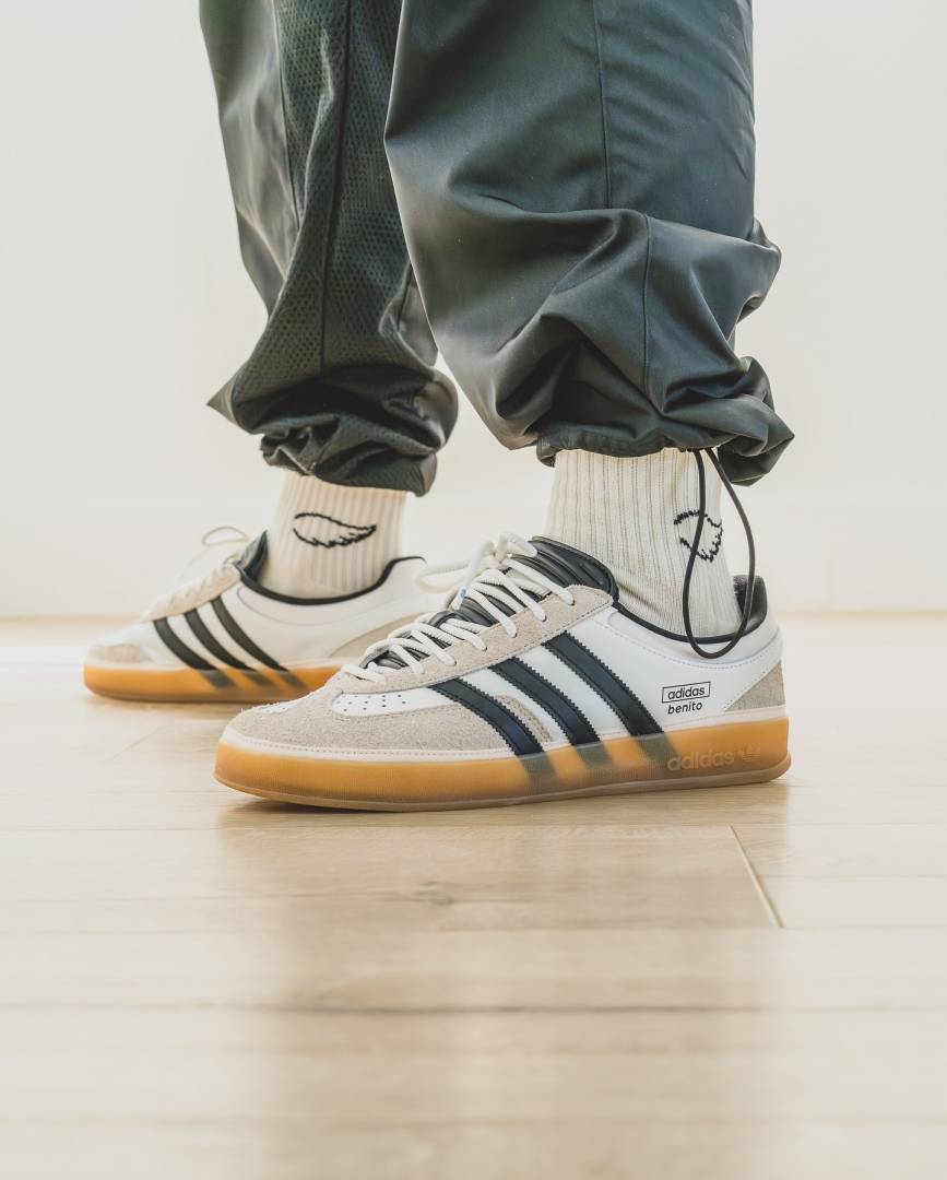 Adiddas gazelle indoor x bad bunny benito