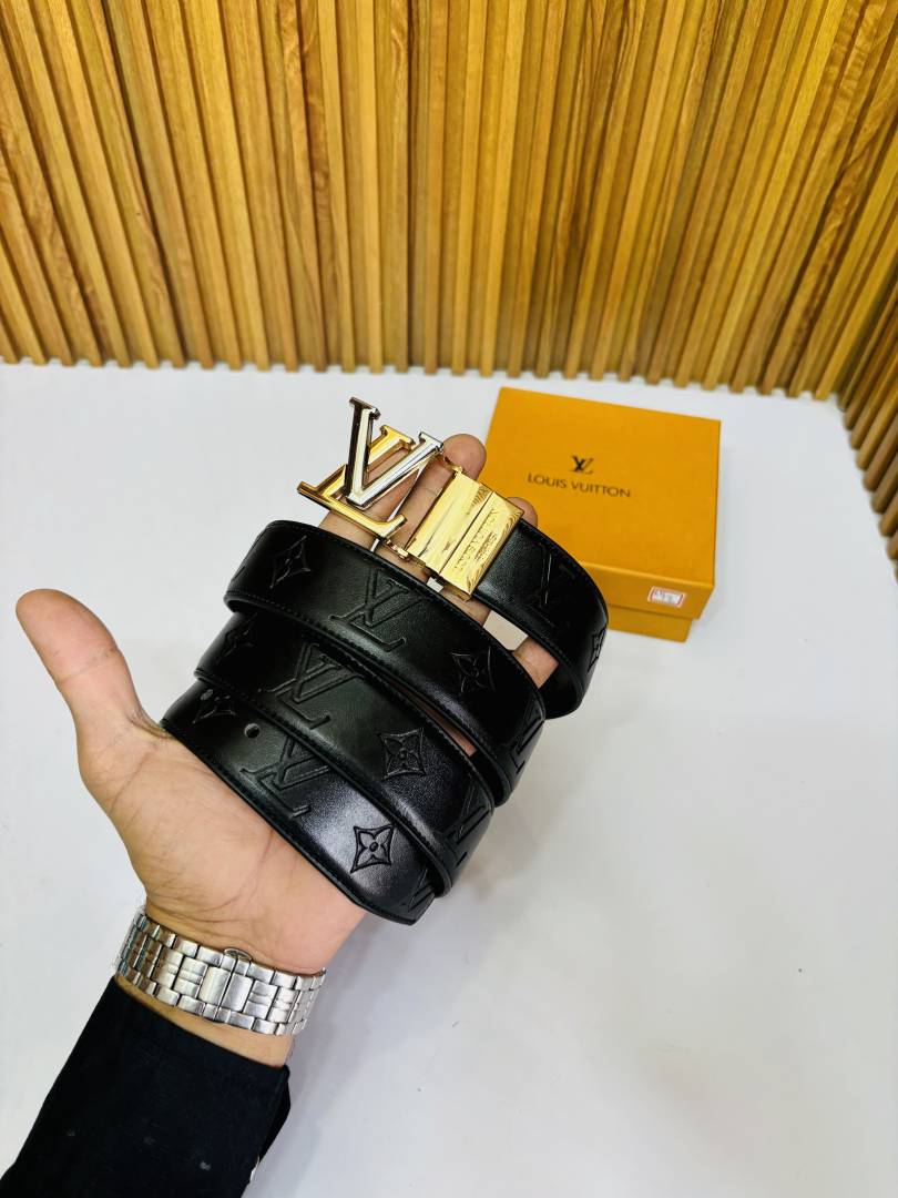 12 LV LOIUS VUTTON PREMIUM QUALITY REVERSIBLE BELT