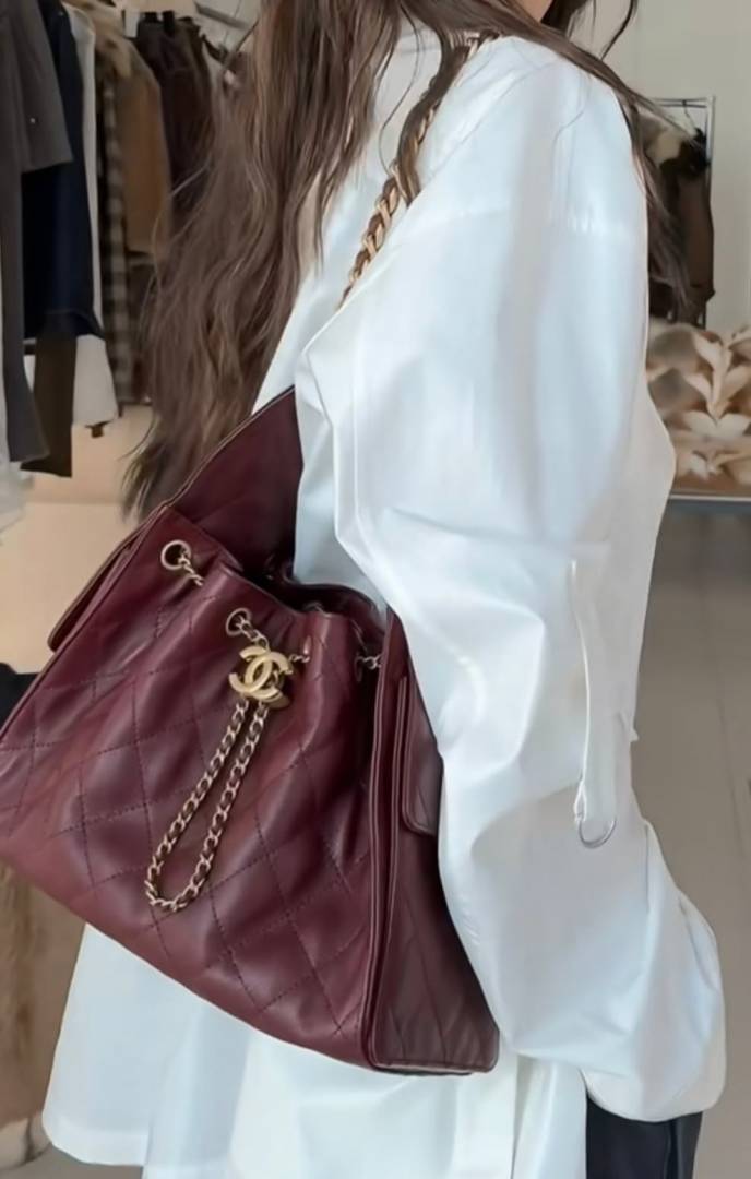 Chennel_CB_25_Wine_Medium_Shoulderbag_With_OriginalBox_CarryBag_DustCover