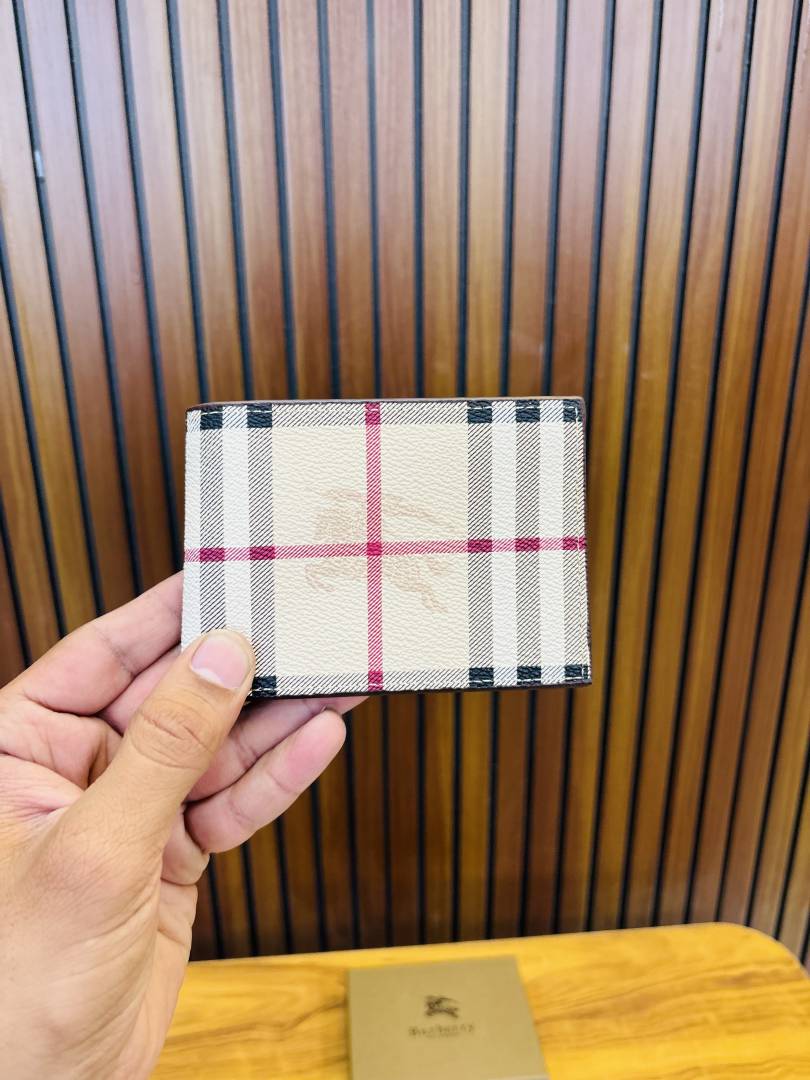 118 BURBERY PREMIUM QUALITY WALLET