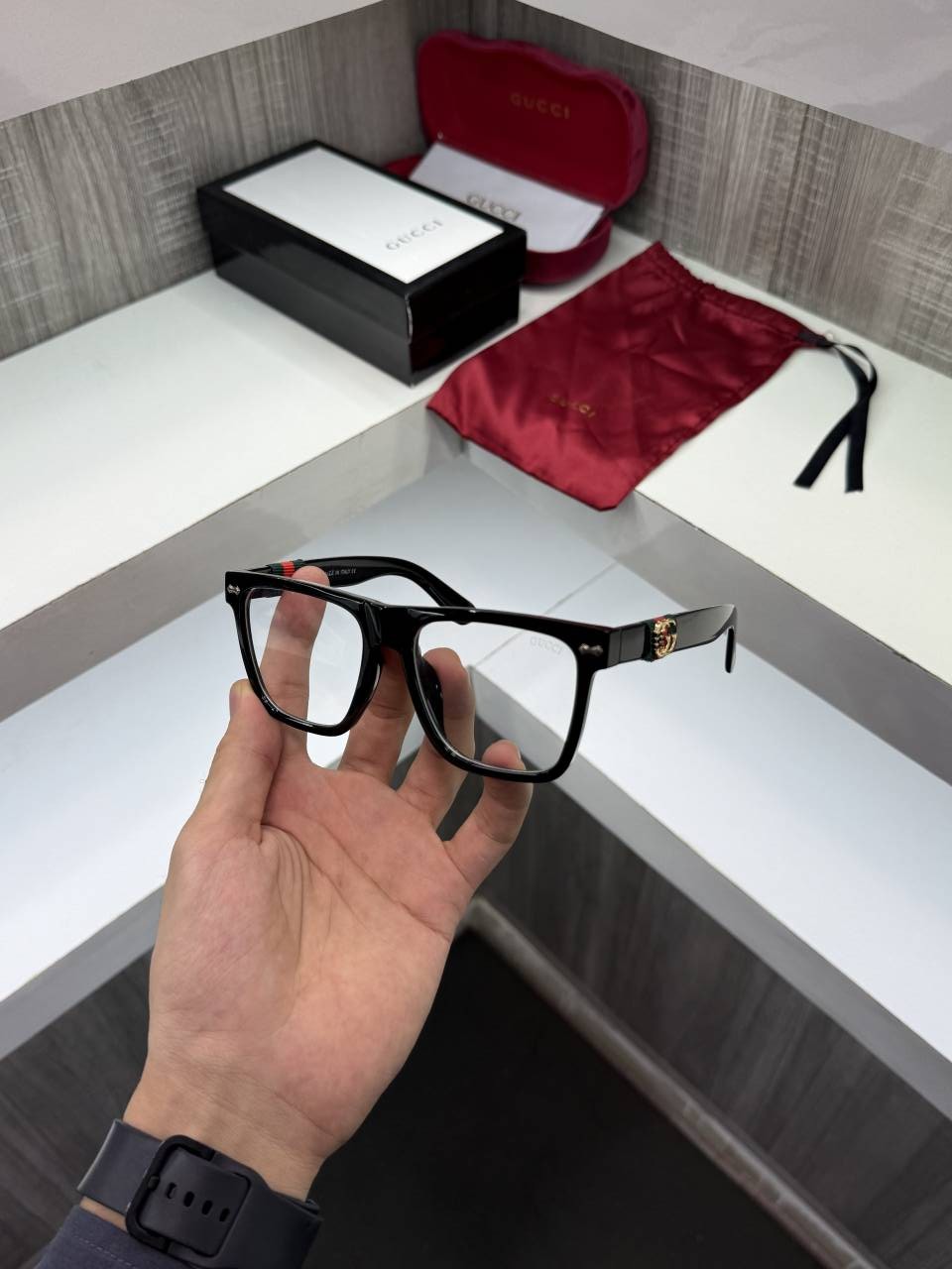 Guchi 1390 Premium Frame