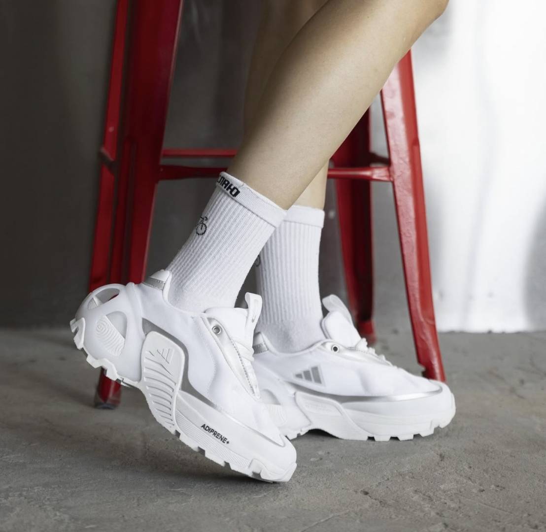 ADIDDAS WONDER RUNNER WHITE SILVER