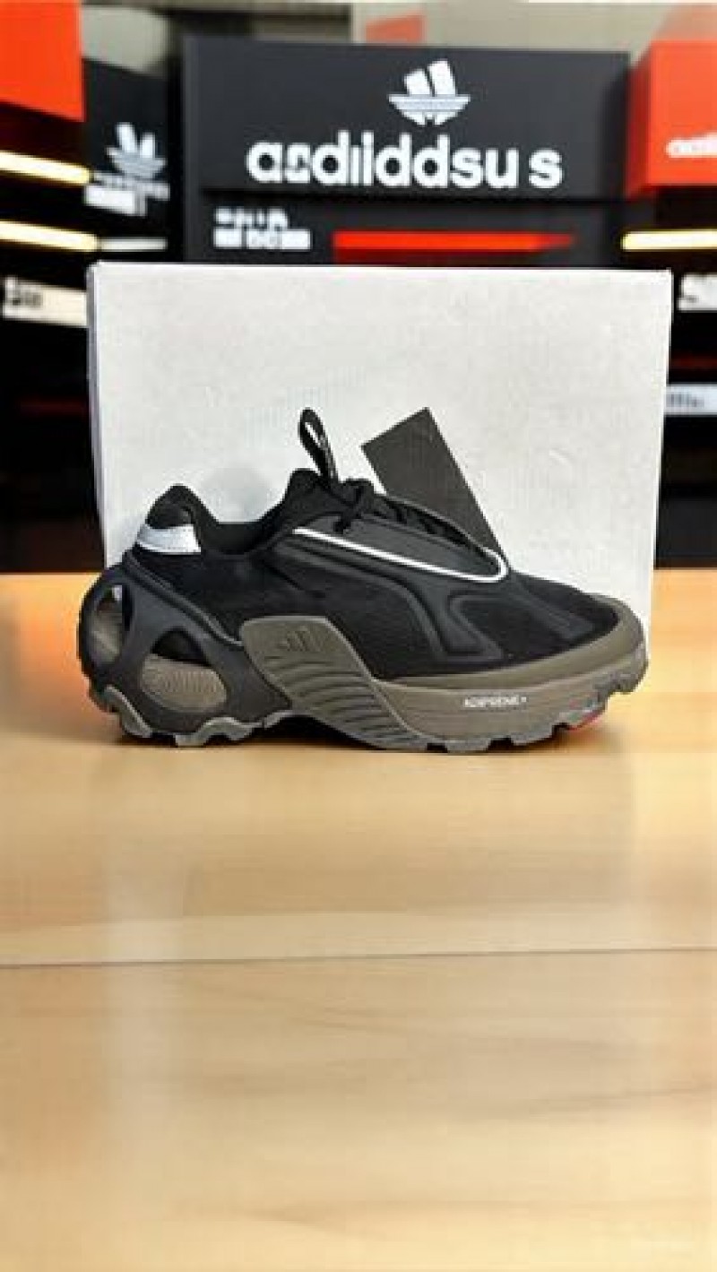 ADIDDAS WONDER RUNNER MULTI 2025