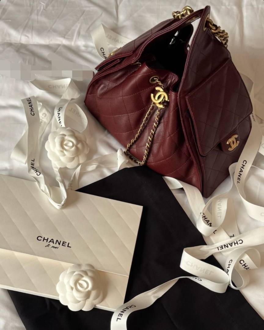 Chennel_25_Medium_White_ShoulderBag_With_OriginalPacking_Highend_NoReturn