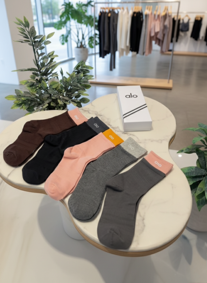 Alo IMPORTED SOCKS 5 PLEASE SET