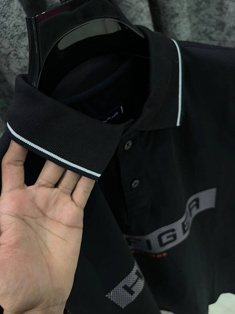 TOMMY HILFIGAR IMPORTED STORE ARTICLE POLO T-SHIRT