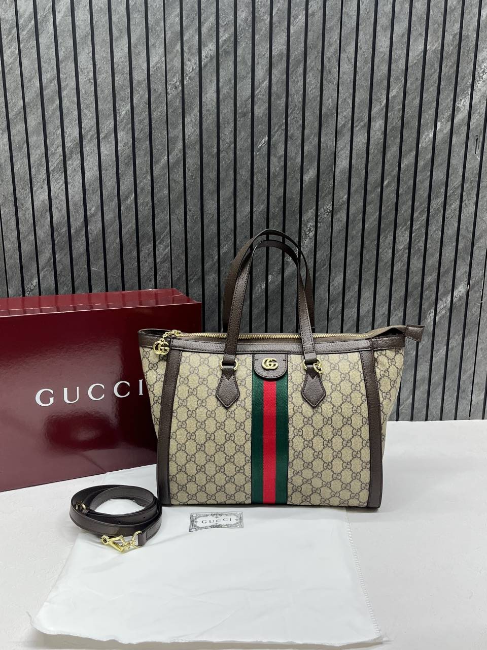 Guchi_Ophidia_Medium_Tote_With_OriginalBox_DustCover