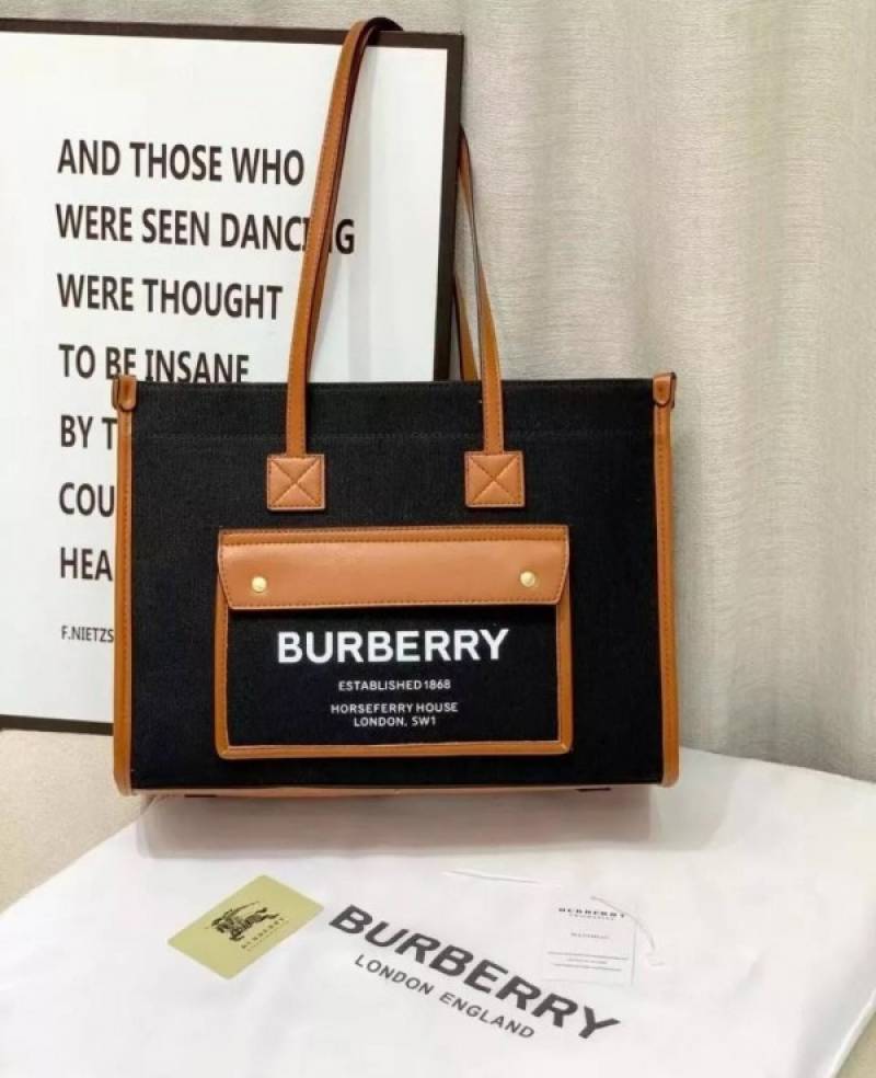 Burbery_Horseferry_London_Tote_Bag_With_Dust_Bag_(Black_Brown-985)