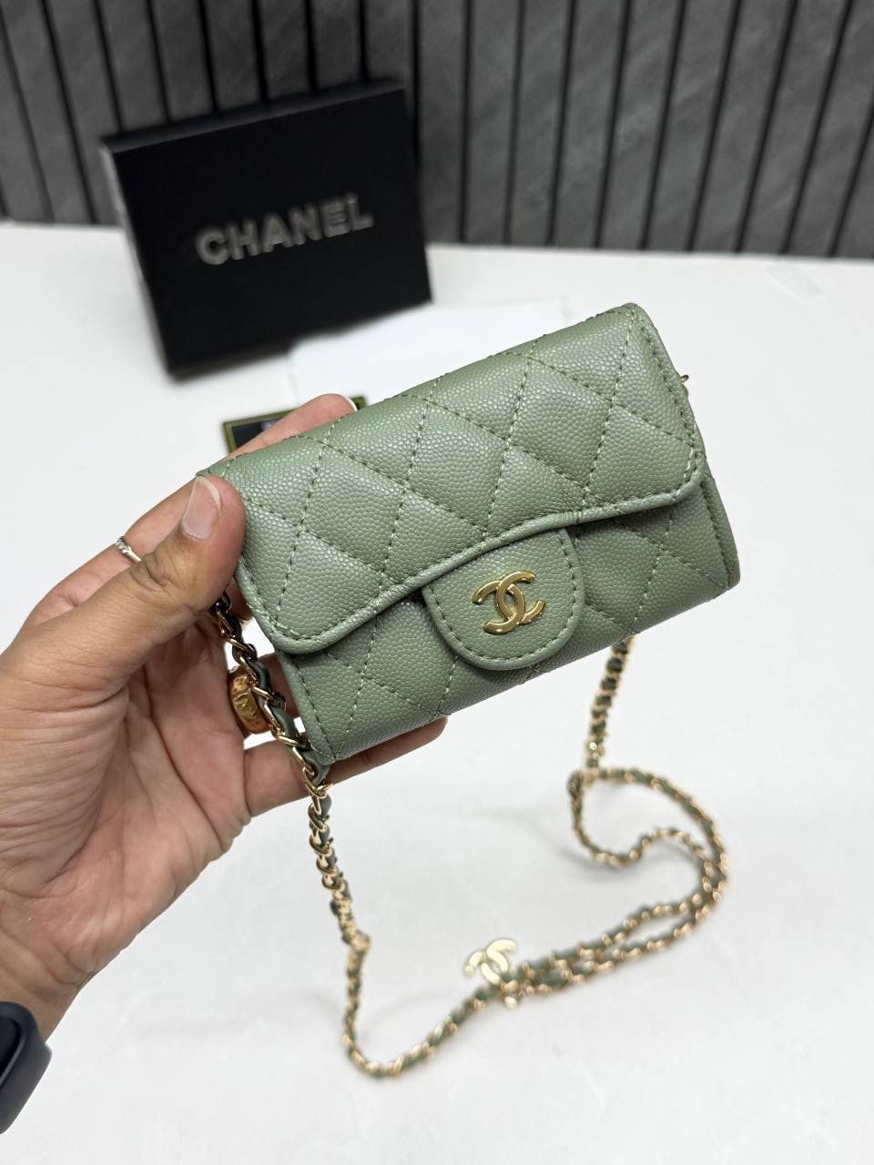 Chennell 01 Mini ChainWallet With OriginalBox DustCover Super Premium