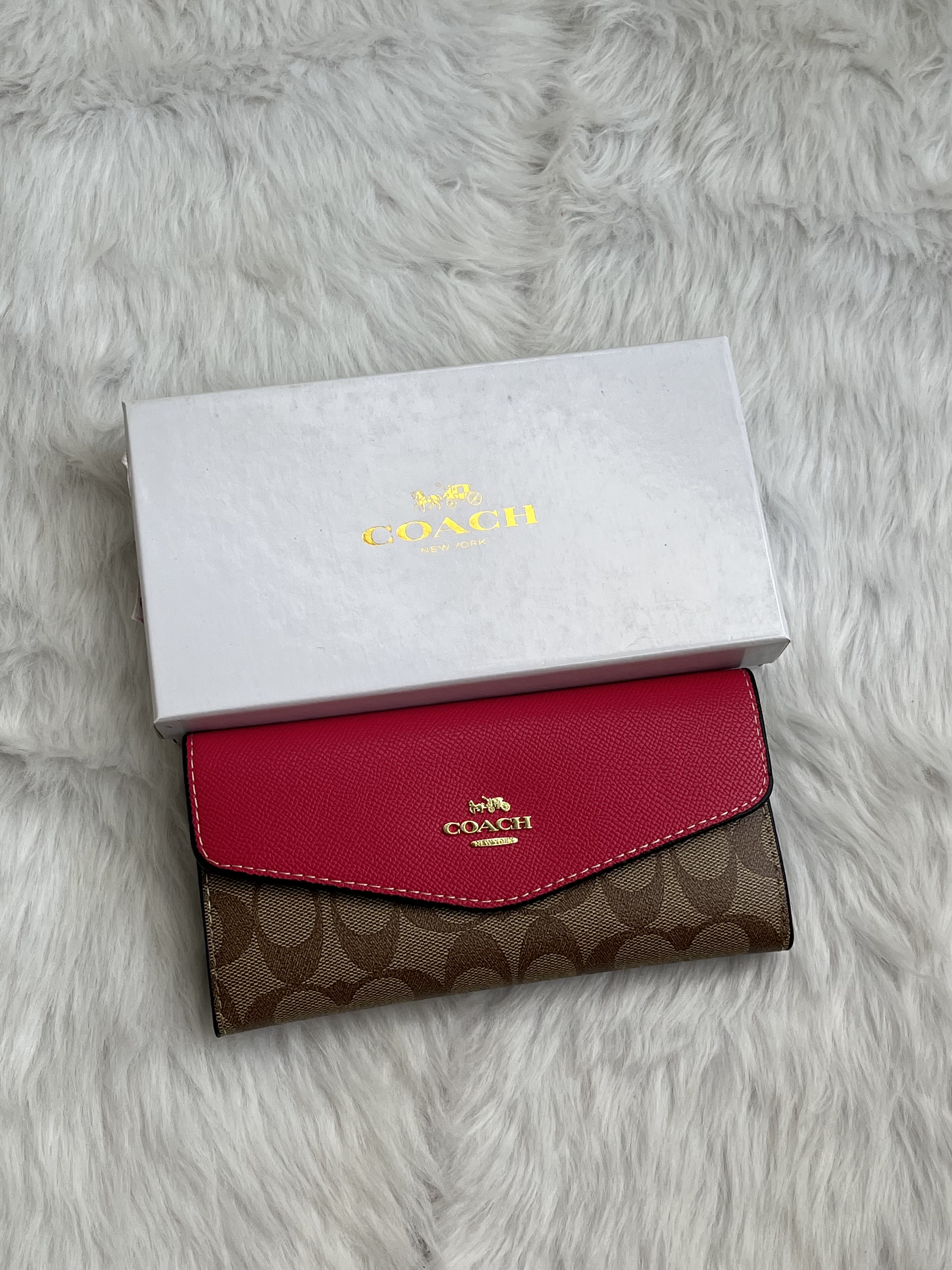 Coach_68_3Fold_Wallet_With_Original_Box