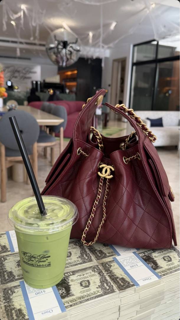 Chennel_25_Medium_White_ShoulderBag_With_OriginalPacking_Highend_NoReturn