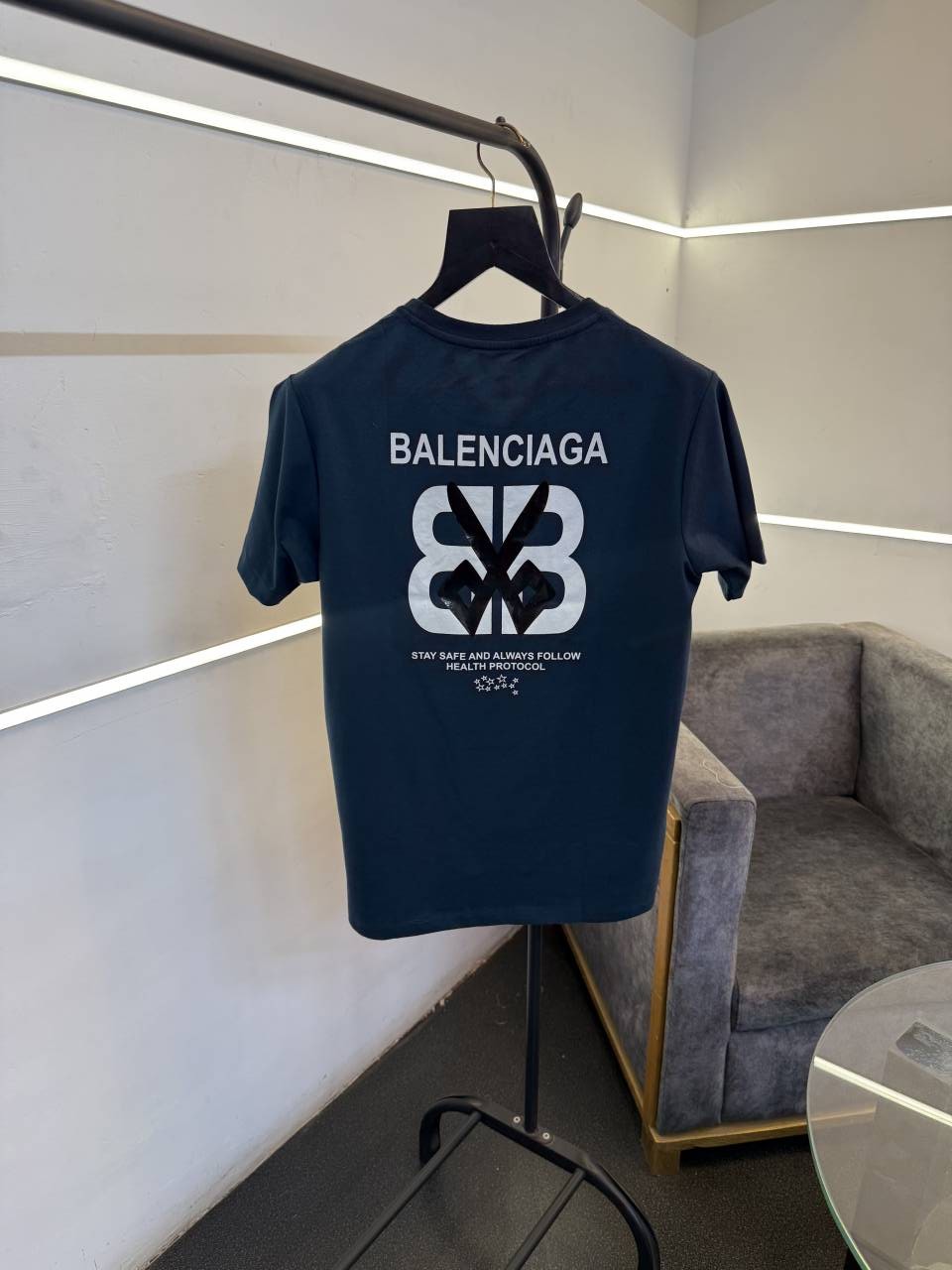 Balenciag a black front and c green print turkish imported round neck tshirt sale