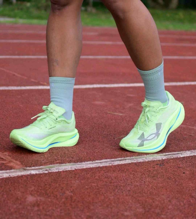 Underr Armour Velociti Elite 3 Lime Green 2625