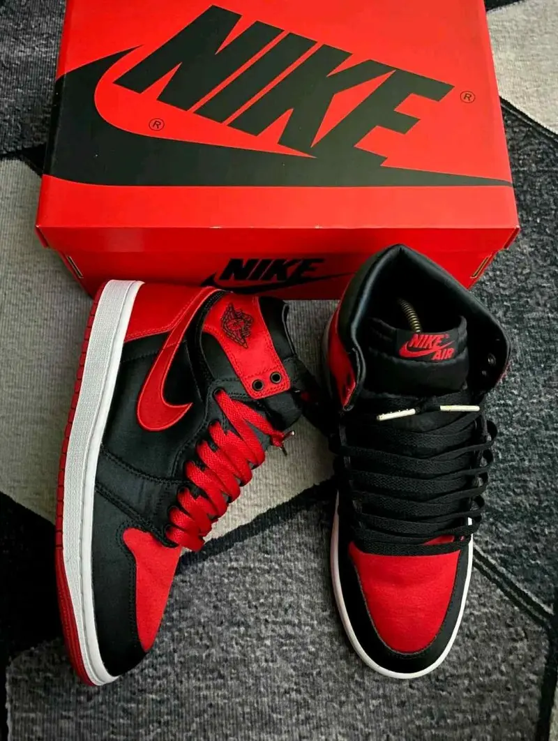 air jordan 1 satin red