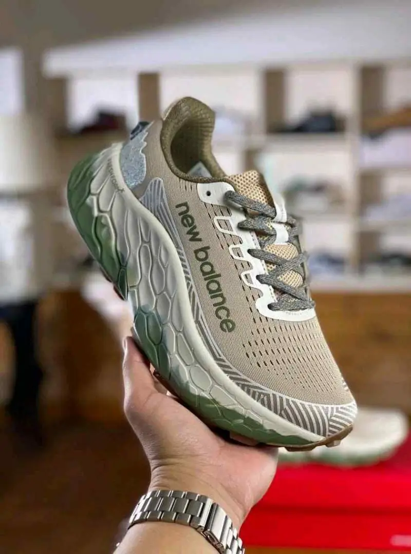 new balencee Fresh Foam x Trail More V3 Beige - Image 5