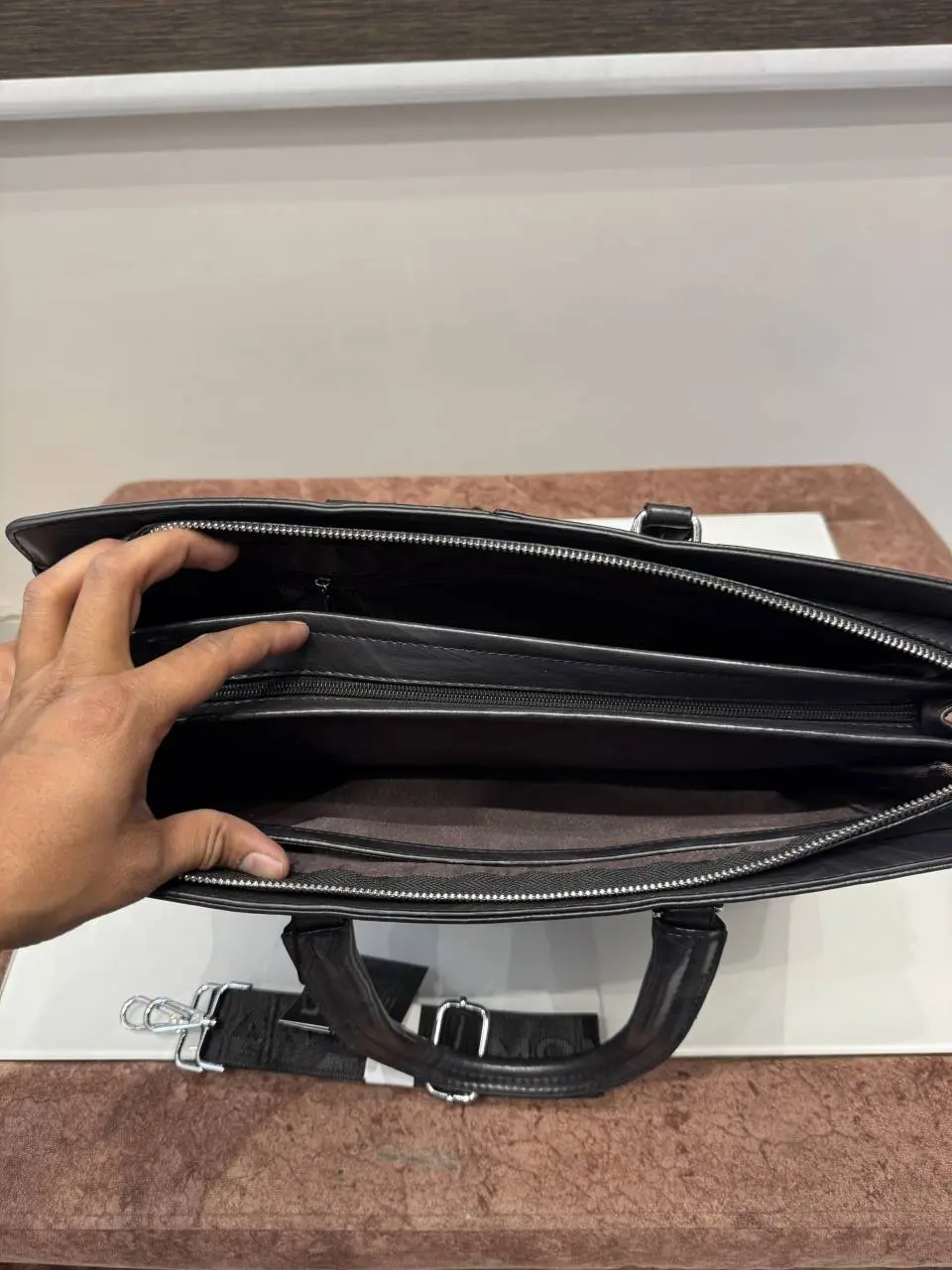 Mont Blanc Premium Laptop Bag X Office Bag M610 Black - Image 7