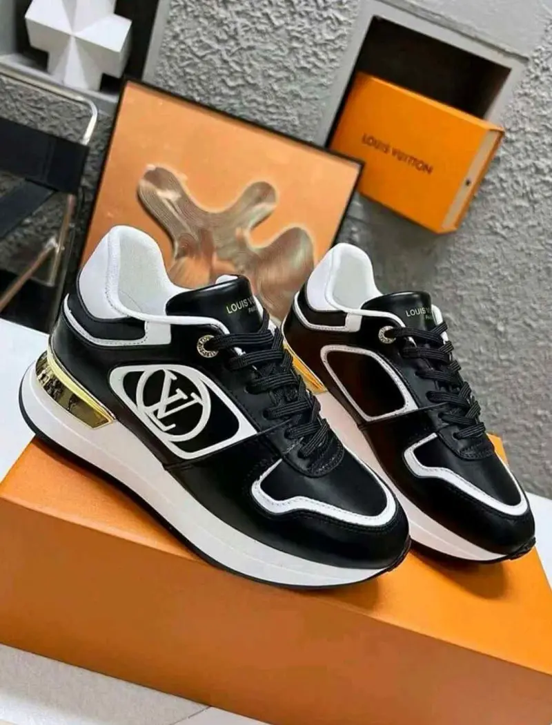Louis Vuitton Neo Run Away Sneaker